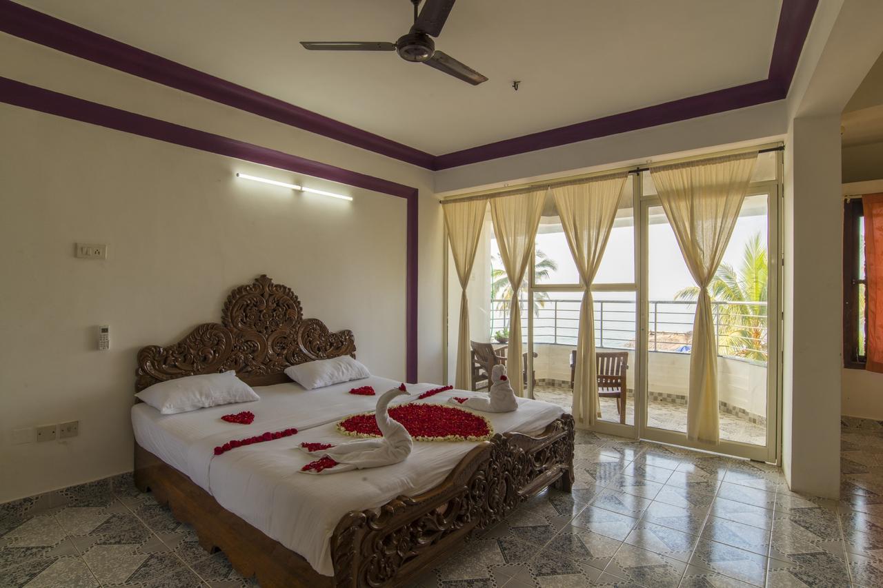 Surya Beach Resort Kovalam Dış mekan fotoğraf