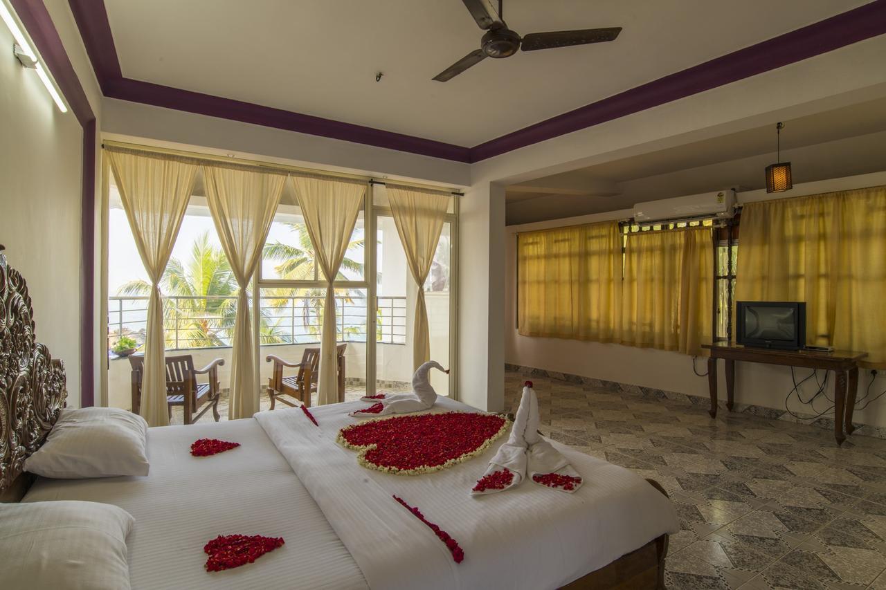Surya Beach Resort Kovalam Dış mekan fotoğraf